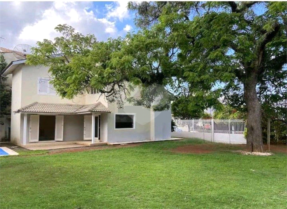 Sobrado à venda com 3 quartos, 196m² - Foto 1