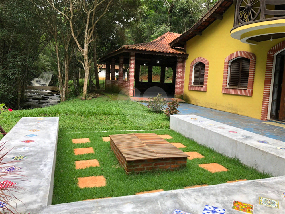 Sítio à venda com 4 quartos, 300m² - Foto 4