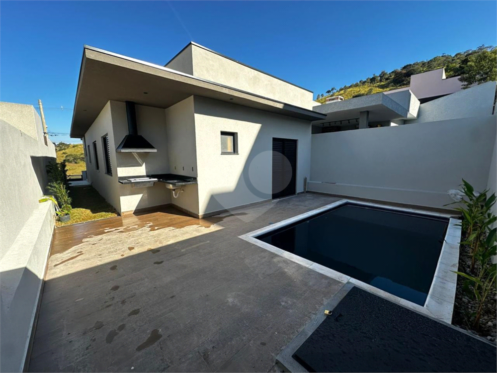 Casa à venda com 2 quartos, 110m² - Foto 7