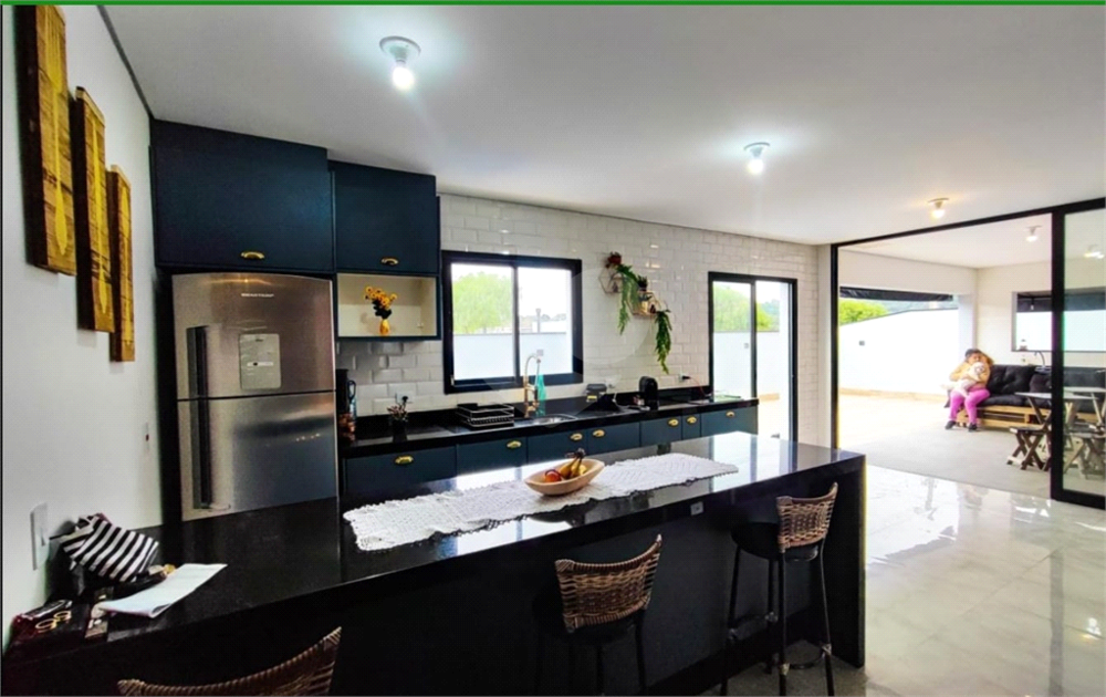 Casa de Condomínio à venda com 4 quartos, 224m² - Foto 4