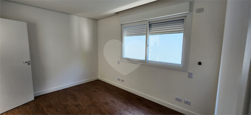 Casa de Condomínio para alugar com 3 quartos, 198m² - Foto 6