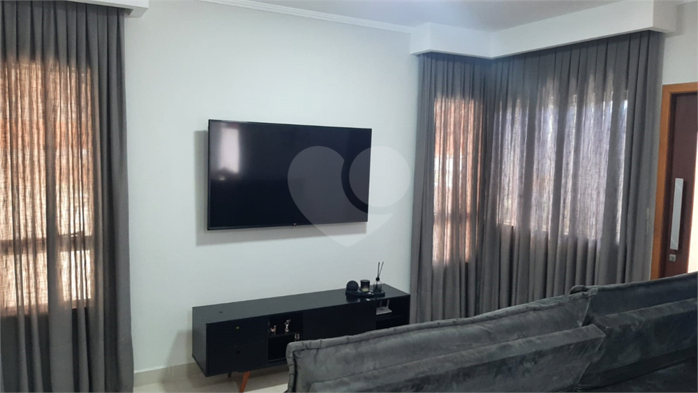 Casa à venda com 2 quartos, 80m² - Foto 18