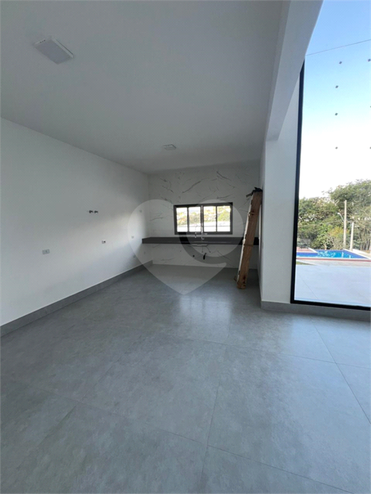 Casa de Condomínio à venda com 3 quartos, 279m² - Foto 1