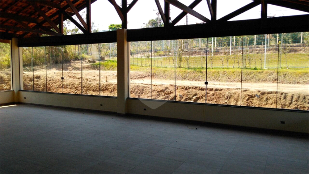 Chácara à venda com 4 quartos, 360m² - Foto 3