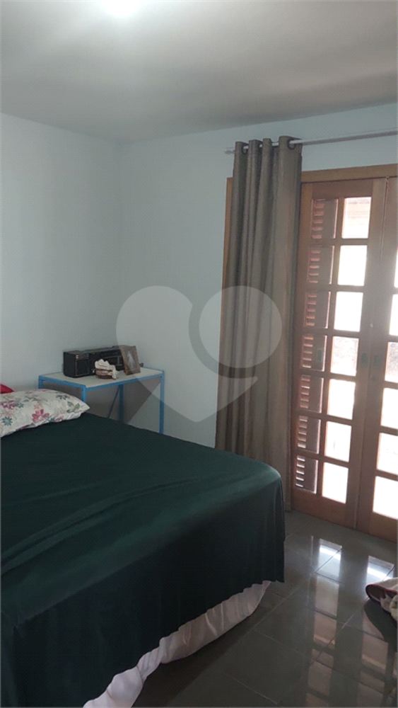 Casa, 4 quartos, 240 m² - Foto 23