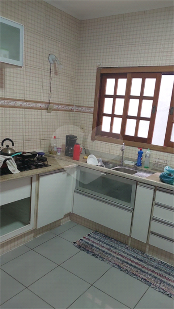 Casa, 4 quartos, 240 m² - Foto 13