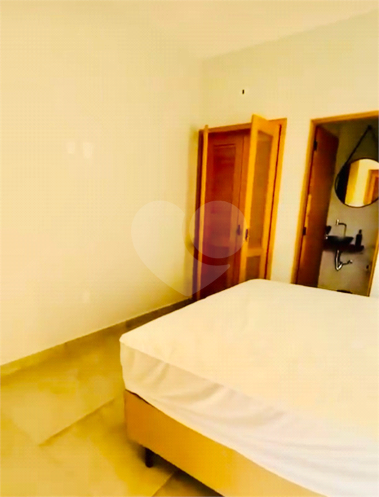 Casa de Condomínio à venda com 4 quartos, 300m² - Foto 14