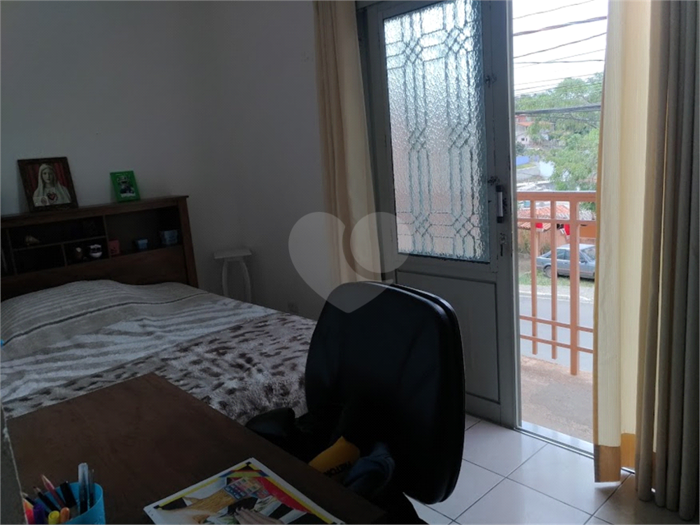 Sobrado à venda com 2 quartos, 144m² - Foto 2