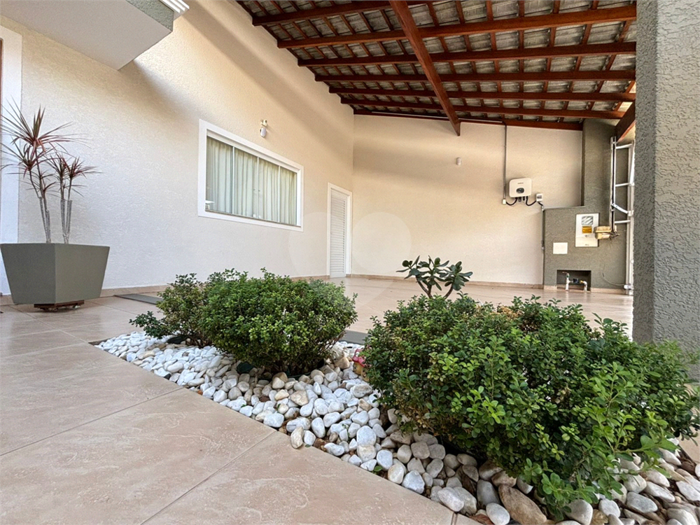 Casa, 3 quartos, 237 m² - Foto 2