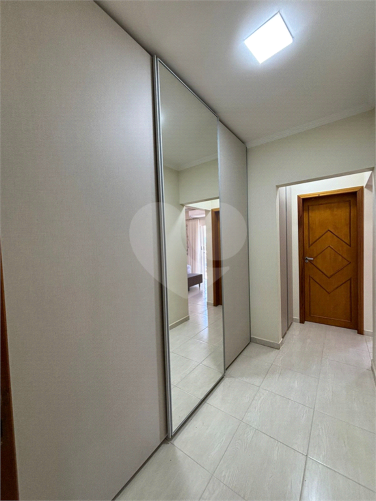 Casa, 3 quartos, 237 m² - Foto 19