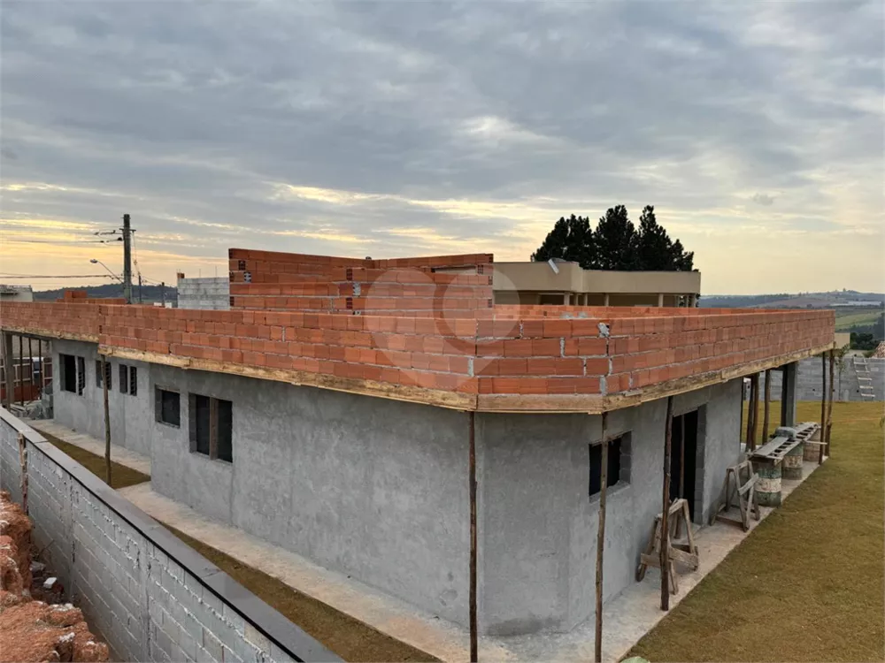 Casa à venda com 4 quartos, 280m² - Foto 3