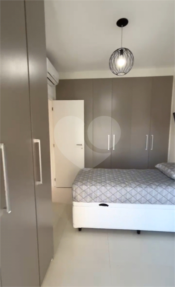 Apartamento à venda com 2 quartos, 97m² - Foto 2