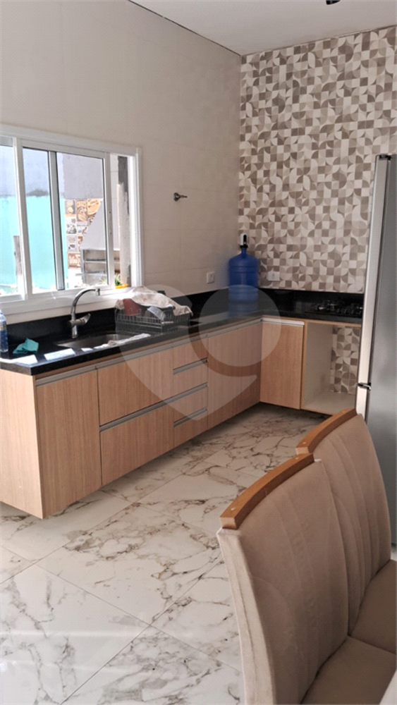 Sobrado à venda com 2 quartos, 146m² - Foto 2
