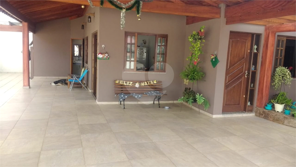 Casa à venda com 3 quartos, 214m² - Foto 21