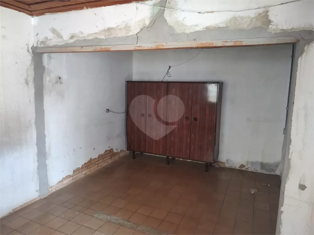 Casa à venda com 2 quartos, 183m² - Foto 2