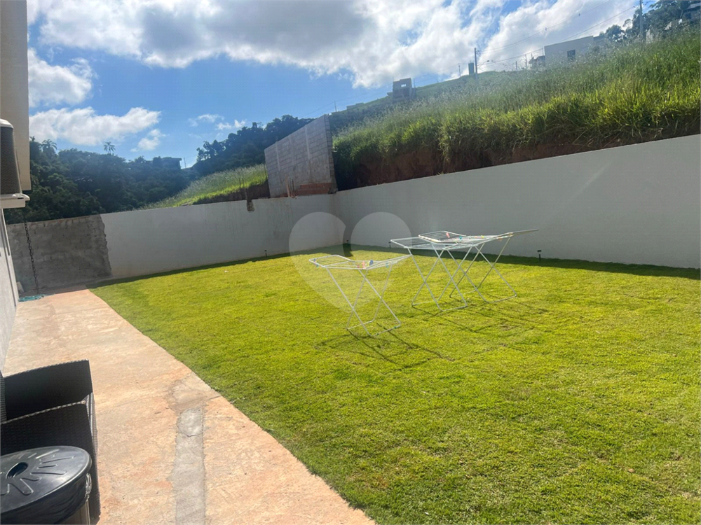 Casa de Condomínio à venda com 3 quartos, 335m² - Foto 32
