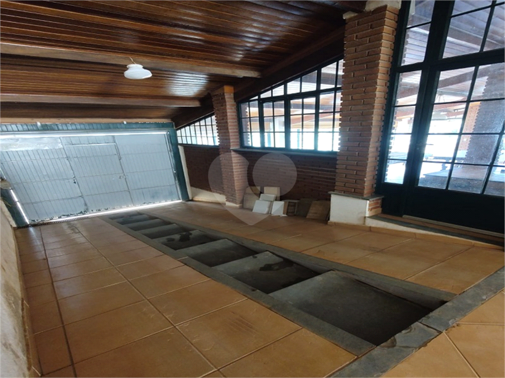Chácara à venda com 5 quartos, 353m² - Foto 8