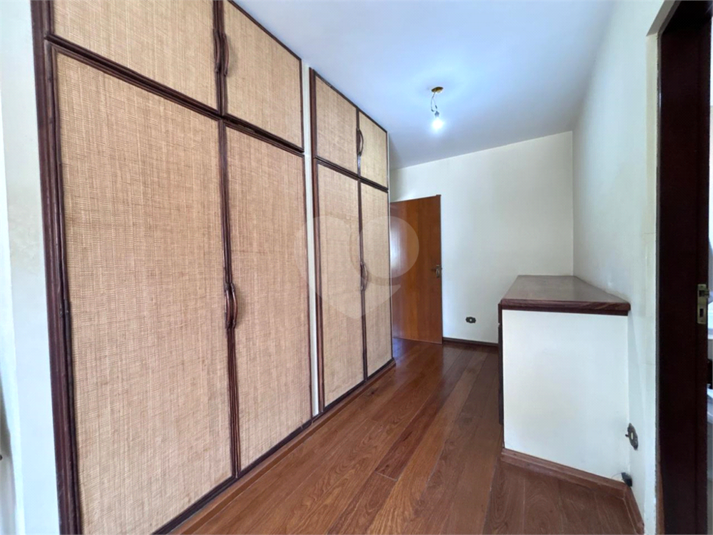 Casa à venda com 5 quartos, 330m² - Foto 12