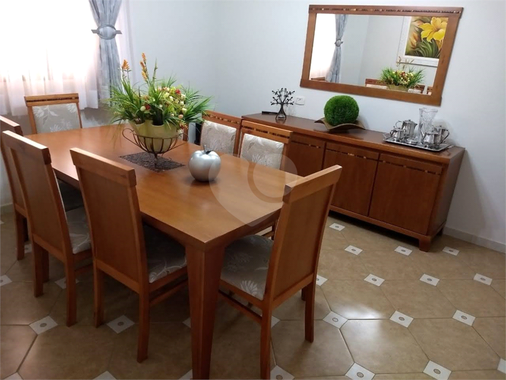 Casa à venda com 4 quartos, 682m² - Foto 2