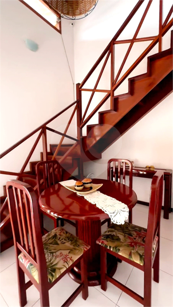 Casa à venda com 5 quartos, 246m² - Foto 10