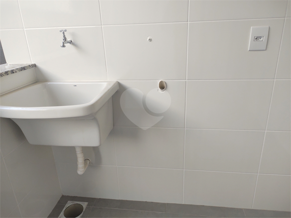 Casa à venda com 3 quartos, 122m² - Foto 10