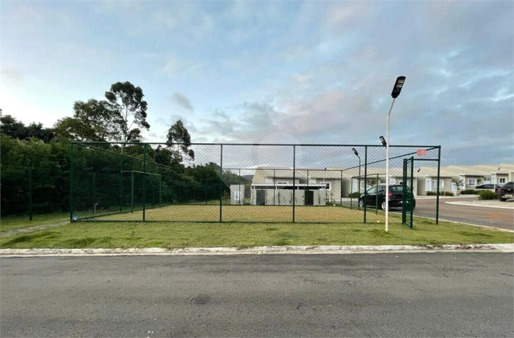 Casa de Condomínio à venda com 2 quartos, 64m² - Foto 1