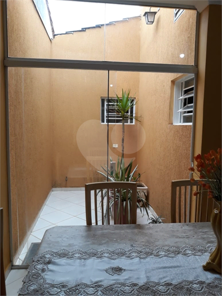Sobrado à venda com 4 quartos, 327m² - Foto 1