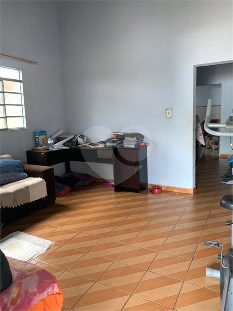 Chácara à venda com 3 quartos, 163m² - Foto 9