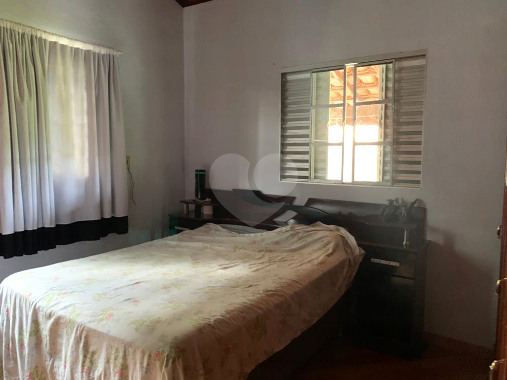 Chácara à venda com 3 quartos, 163m² - Foto 10
