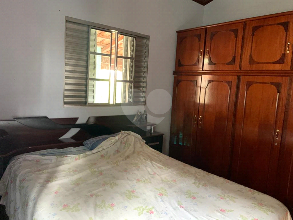 Chácara à venda com 3 quartos, 163m² - Foto 11