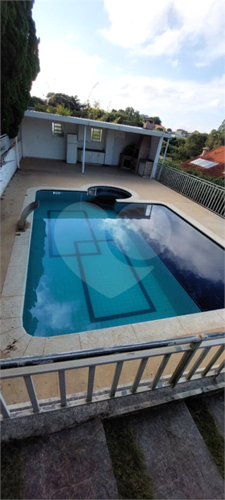 Casa de Condomínio para alugar com 3 quartos, 500m² - Foto 7