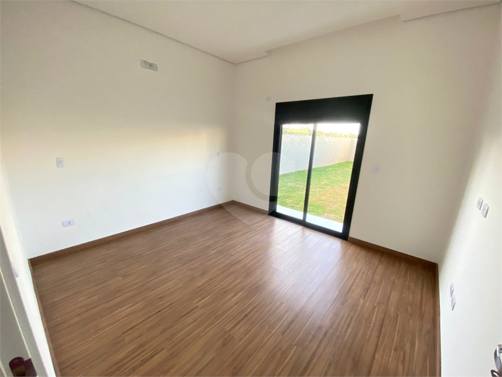 Casa de Condomínio à venda com 3 quartos, 199m² - Foto 4