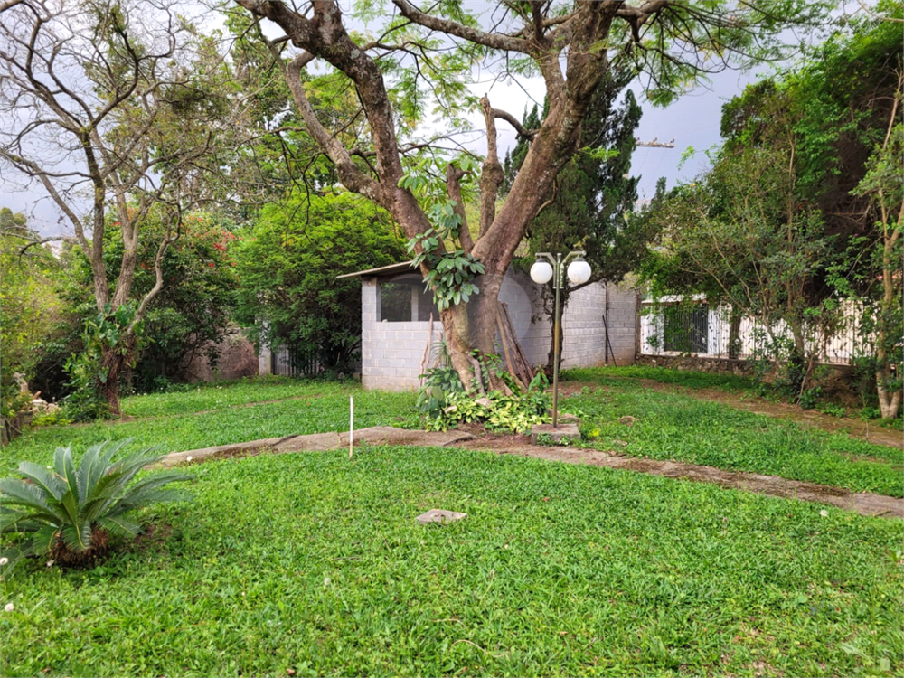 Chácara à venda com 4 quartos, 900m² - Foto 32