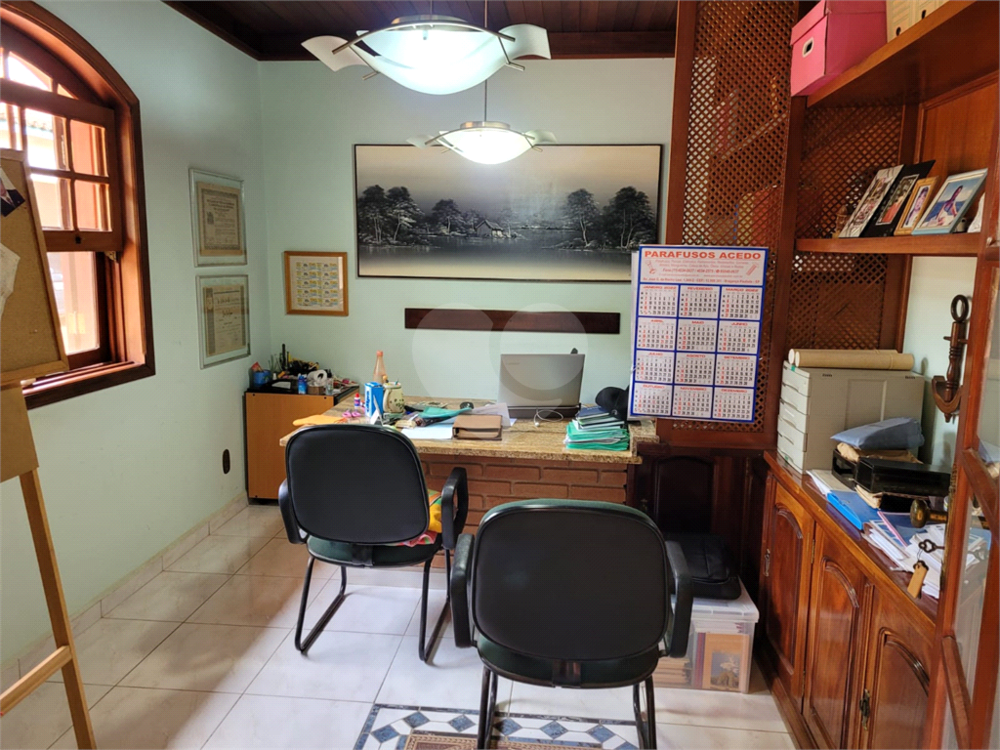 Chácara à venda com 4 quartos, 900m² - Foto 23