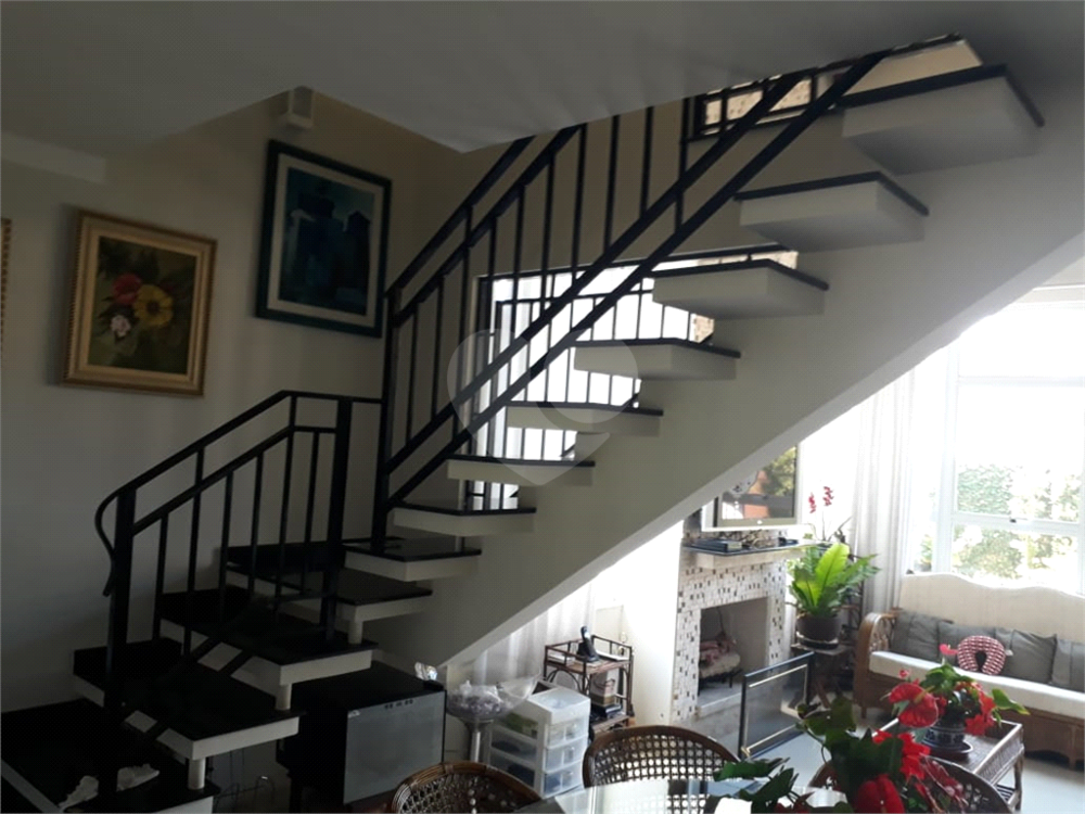 Casa à venda e aluguel com 3 quartos, 380m² - Foto 5