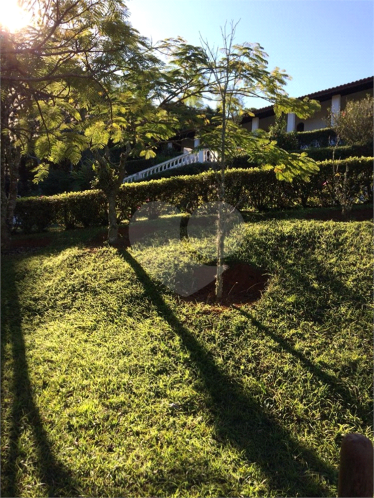 Chácara à venda com 8 quartos, 310m² - Foto 3