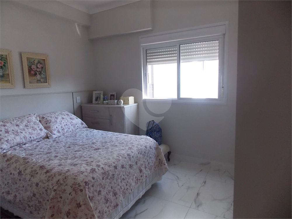 Apartamento à venda com 2 quartos, 81m² - Foto 9