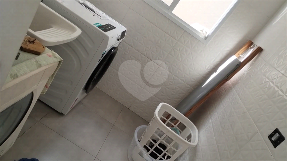 Casa de Condomínio à venda com 4 quartos, 222m² - Foto 29