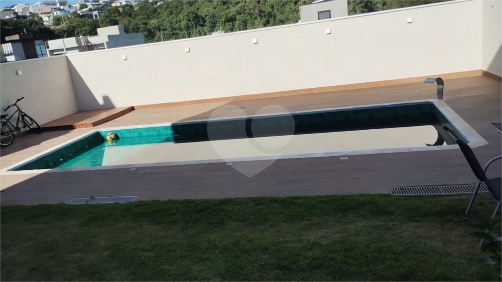 Casa de Condomínio à venda com 4 quartos, 222m² - Foto 35