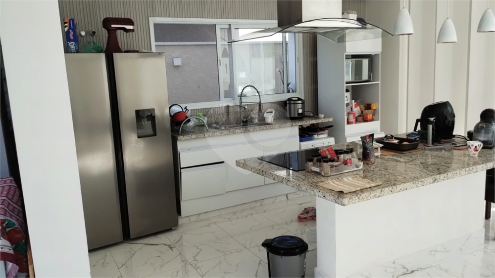 Casa de Condomínio à venda com 4 quartos, 222m² - Foto 28