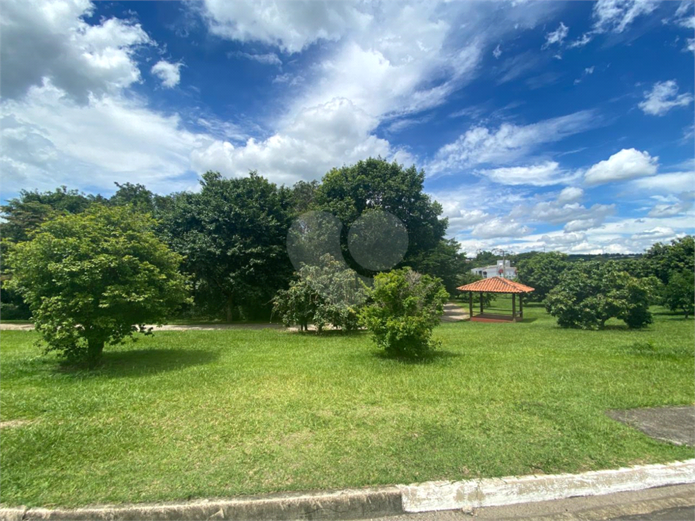 Casa à venda com 3 quartos, 281m² - Foto 11