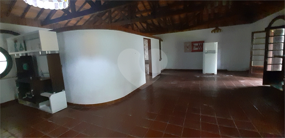 Chácara à venda com 3 quartos, 220m² - Foto 3