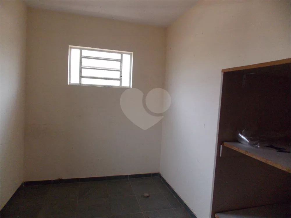 Casa à venda com 3 quartos, 186m² - Foto 4