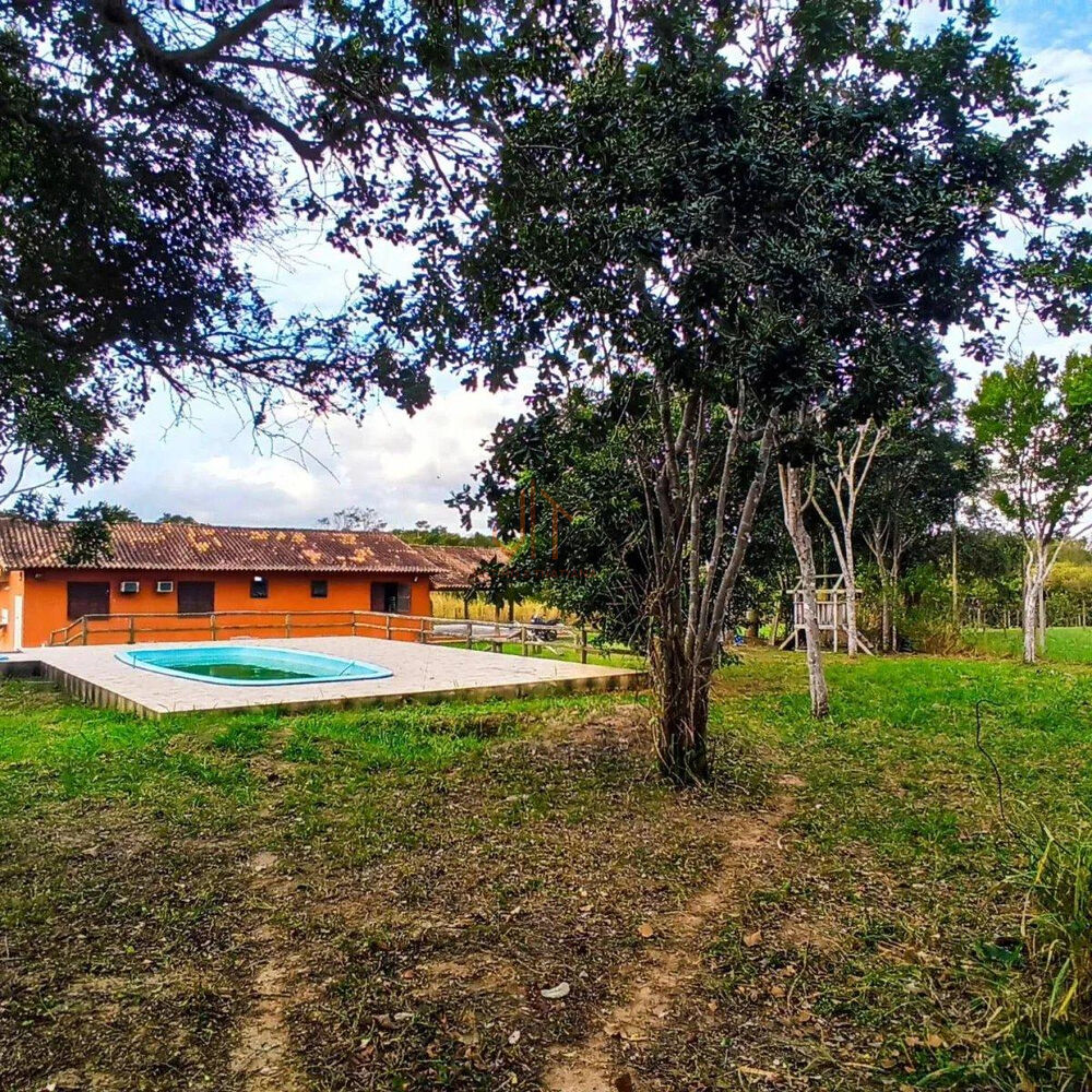 Sítio, 3 quartos, 202 m² - Foto 1