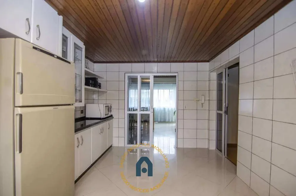 Sobrado, 3 quartos, 750 m² - Foto 3