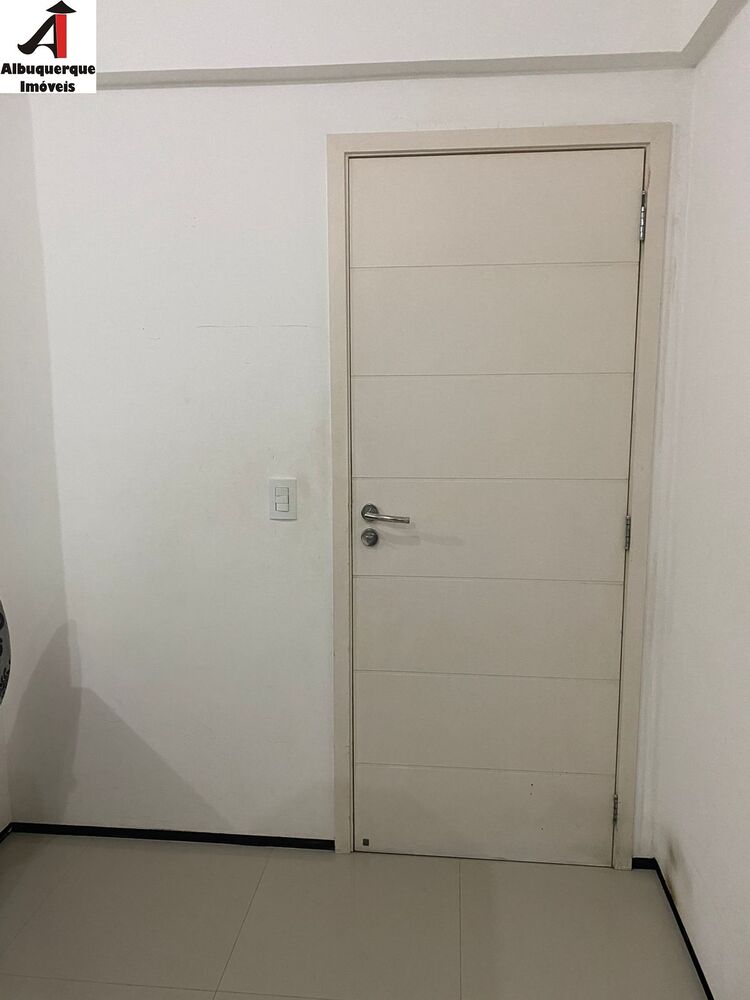 Apartamento à venda com 3 quartos, 100m² - Foto 4