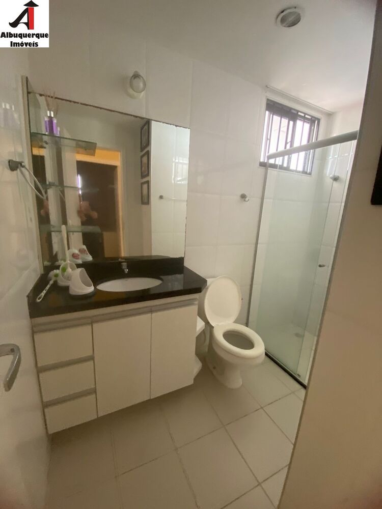 Apartamento para alugar com 2 quartos, 79m² - Foto 2
