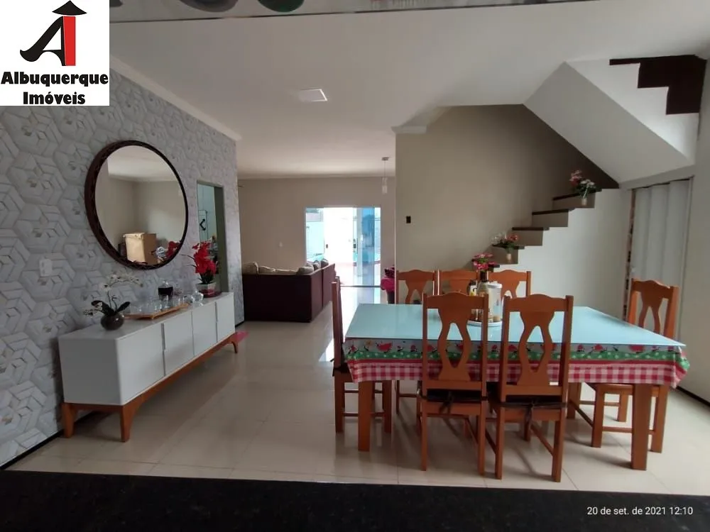 Casa, 3 quartos, 300 m² - Foto 2