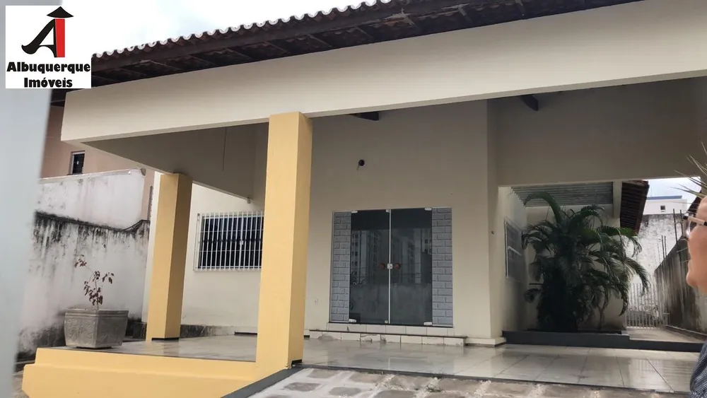Casa, 3 quartos, 400 m² - Foto 1