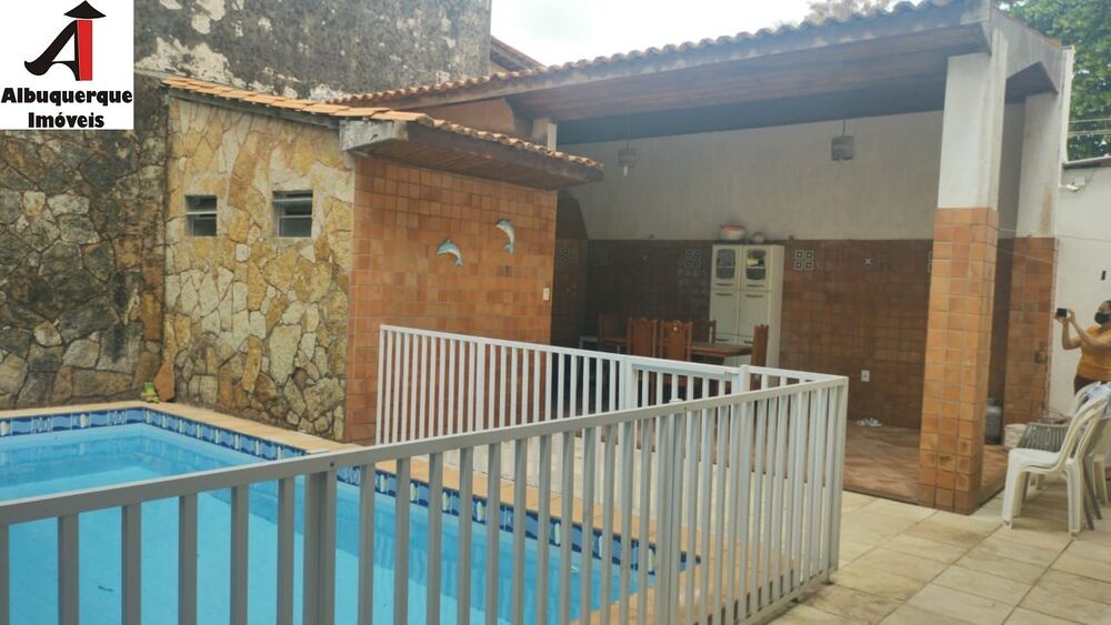 Casa, 6 quartos, 350 m² - Foto 1